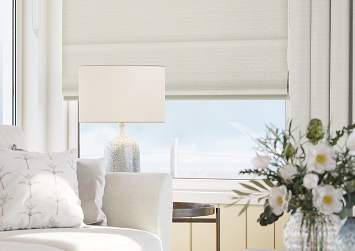 Ritz, Filigree - Motorised Roman Blind - Image 5
